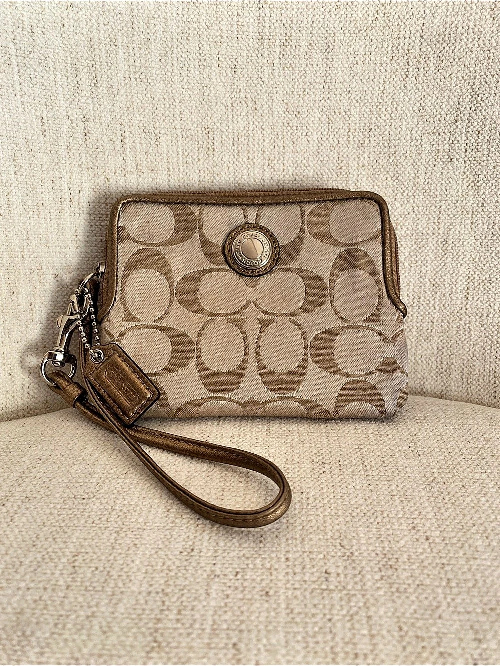 Coach Vintage Signature C Canvas Wristlet Wallet Metallic Bronze Trim